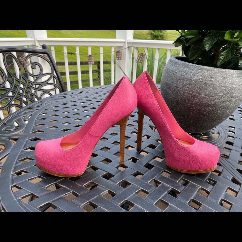 Bebe New Pink leather heels. 8
